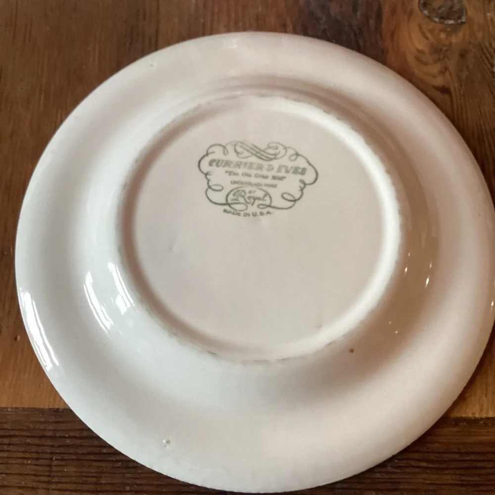 Royal Currier and Ives - The Old Grist Mill plates - Vintage set of four